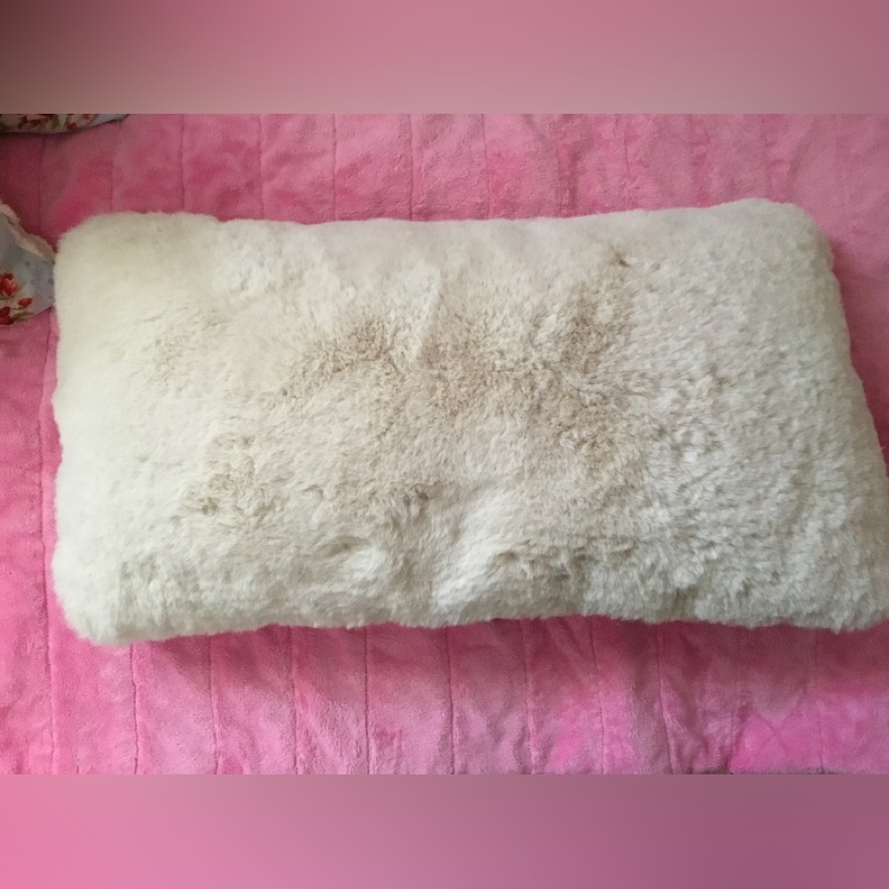 Unhide Small rectangle pillow ivory 18x9.5 EUC